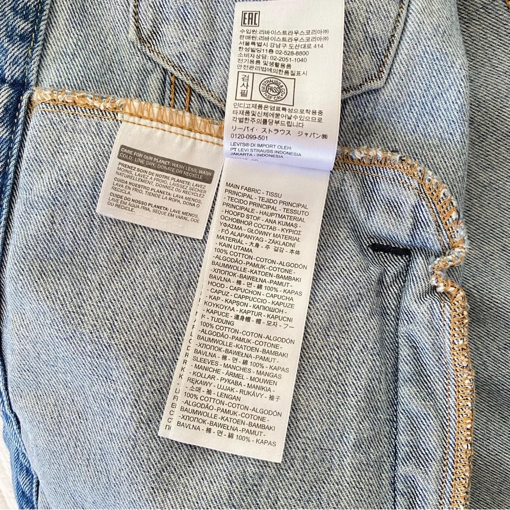 Levi’s Women's Hybrid Denim Hoodie Trucker Jacket Blue Gray 100% Cotton size S - Picture 10 of 10